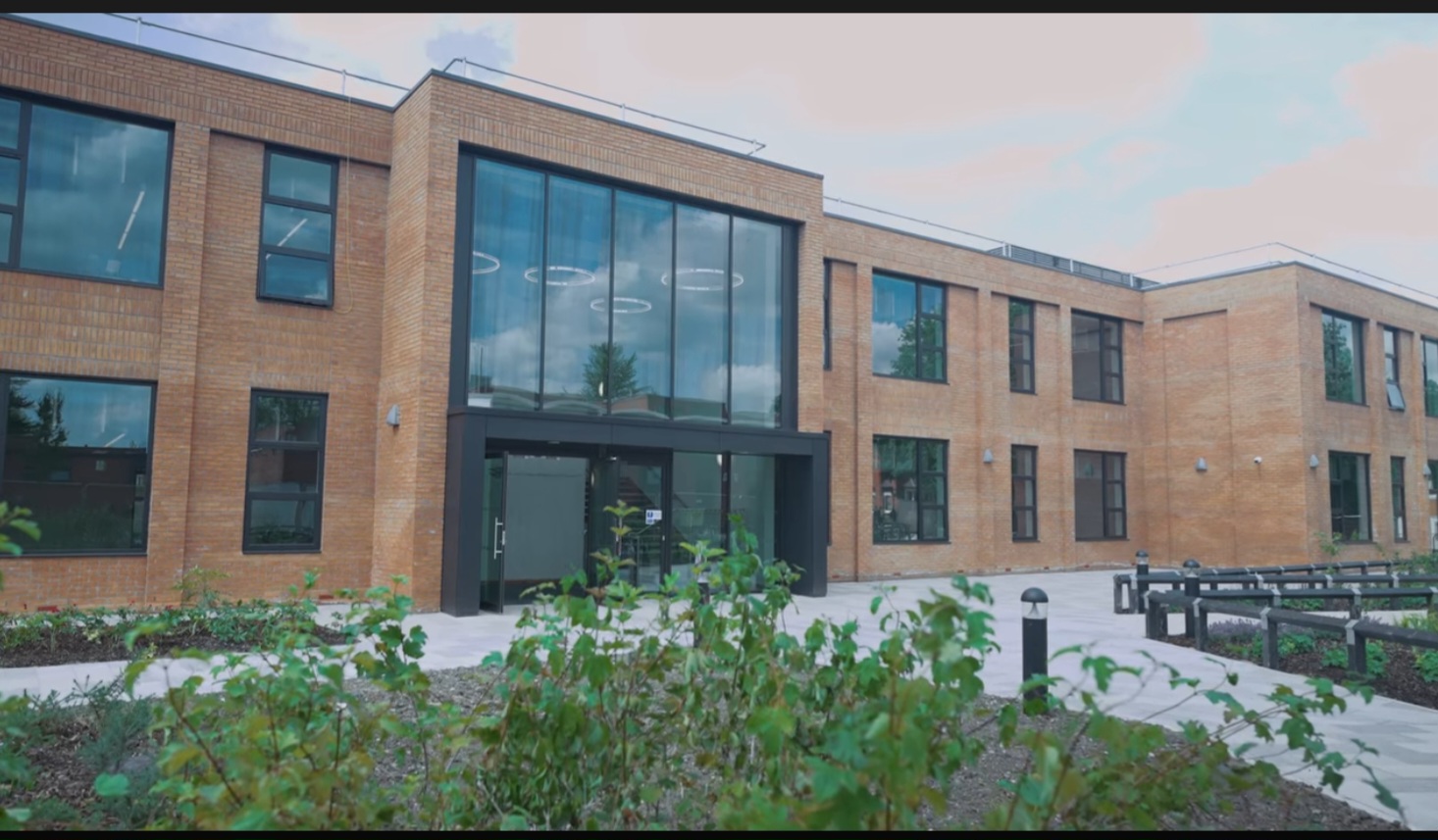 Etone College - Nuneaton